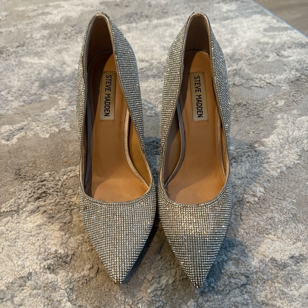 Steve Madden Crystal Silver Pumps